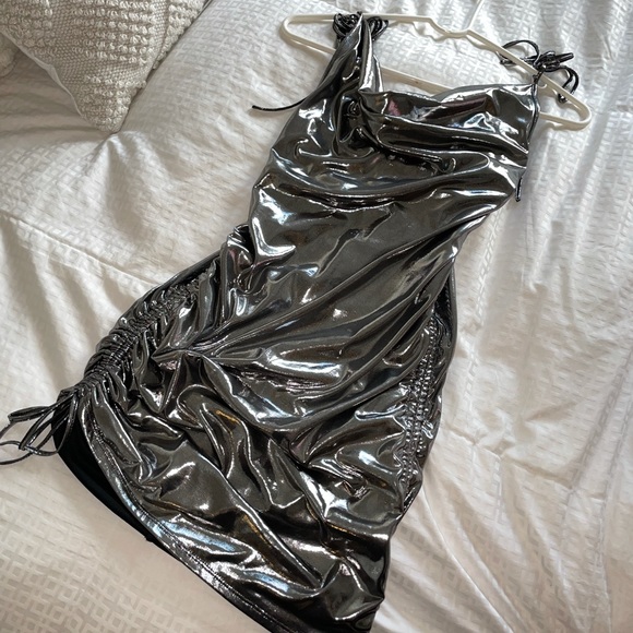 Forever 21 metallic mini dress - Picture 2 of 4